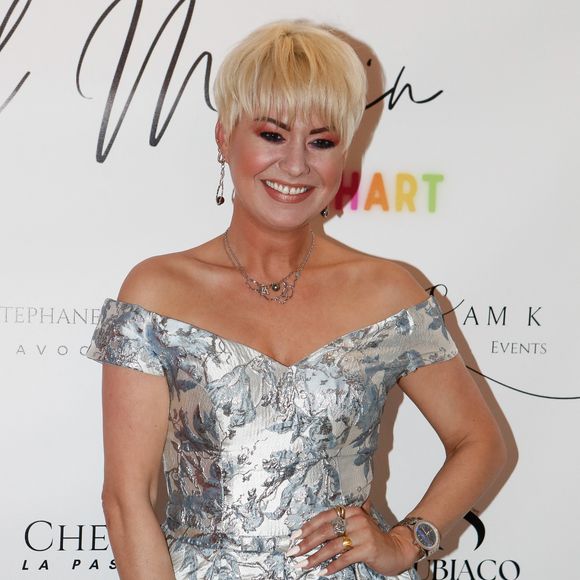 Katrina Patchett (robe Christophe Guillarmé) - Soirée de vernissage de l'exposition de l'artiste David Marin (Fishart) organisée par K.Patchett et B.Zaïbat à Paris. Le 11 mai 2023. 
© Christophe Clovis / Bestimage