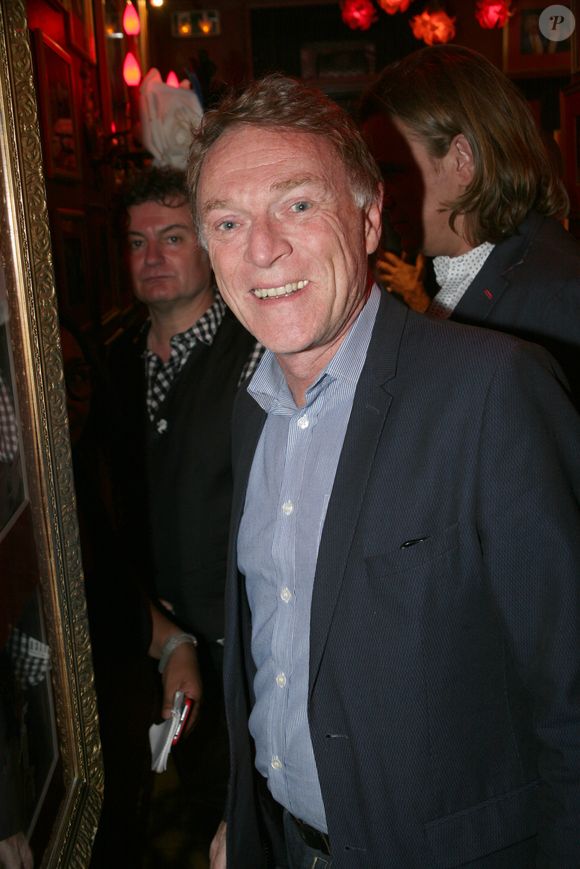 Christophe Hondelatte - Michou fête son 88ème anniversaire dans son cabaret avec ses amis à Paris le 18 juin 2019. © JLPPA/Bestimage