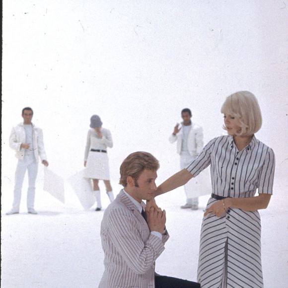 Archives - En France, à Paris, Johnny HALLYDAY et Sylvie VARTAN sur le plateau de l'émission "Show Hallyday-Vartan". Le 17 décembre 1965
© Bernard Roger via Bestimage
