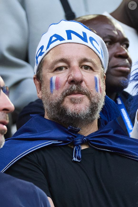 Bruno Guillon - Célébrités dans les tribunes du match du groupe D de l'Euro 2024 entre l'équipe de France face à l'Autriche (1-0) à Dusseldorf en Allemagne le 17 juin 2024. © Cyril Moreau/Bestimage