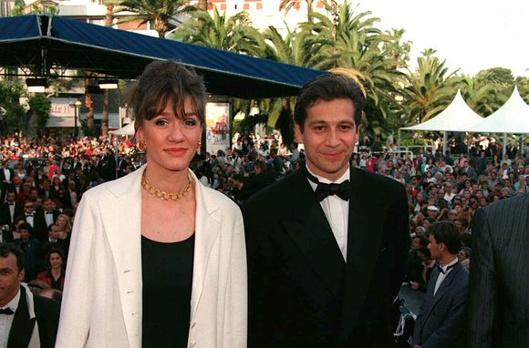 Virginie Lemoine et Laurent Gerra lors du Festival de Cannes en 1996
©ANGELI-RINDOFF-GARCIA / BESTIMAGE