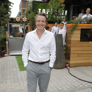Exclusif - Stéphane Rotenberg - Ouverture du premier restaurant "Top Chef" Le Bistrot à Suresnes le 7 juillet 2022. Le groupe M6 et S. Rotenberg, en collaboration avec Les Bistrots Pas Parisiens ont ouvert ce Bistrot Top Chef à Suresnes, d’une capacité de 100 places.
 © Marc Ausset-Lacroix/Bestimage