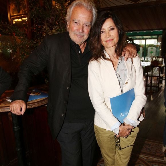 Pierre Arditi et Evelyne Bouix lors de la soirée de présentation de la première édition du Festival CinéRoman, à la Closerie des Lilas, a Paris, France le 16 Septembre 2019. Photo par Jerome Domine/ABACAPRESS.COM