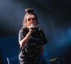 Hoshi revient aussi sur son rapport à la notoriété et les contraintes du quotidien.

Hoshi (Mathilde Gerner) en concert lors du festival RTL2 2024 Essonne En Scène au domaine départemental de Chamarande. Le festival s'est tenu sur deux jours, les 30 et 31 août 2024.

© Alexandre Fumeron / Afterdepth / Bestimage