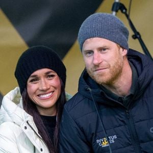 Meghan Markle a publié un carrousel de photos sur Instagram.

Le prince Harry, duc de Sussex, et Meghan, duchesse de Sussex, assistent à la cérémonie de bienvenue à Whistler lors de la deuxième journée des Jeux Invictus à Whistler.
Backgrid UK/ Bestimage