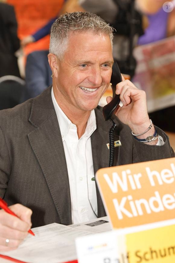Ralf Schumacher participe au 29ème marathon de collecte de fonds RTL 2024 au Studio 8 à Hurth, le 21 novembre 2024.
