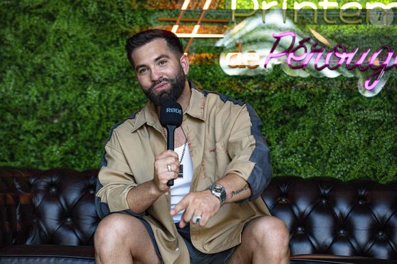 Kendji Girac en concert lors du festival de musique du Printemps de Perouges au Chateau de Saint-Maurice-de-Remens le 29 juin 2025. © Sandrine Thesillat / PsNewZ / Bestimage