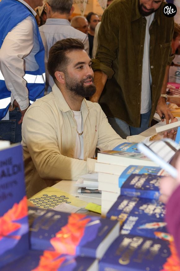 visiblement très heureux de son déjeuner dans cette table mondialement reconnue depuis 100 ans. 

Kendji Girac à la Hall Georges Brassens de Brive-la-Gaillarde pour la 43 ème Foire du Livre de Brive, le 8 novembre 2025. © Jean-Marc Lhomer/Bestimage