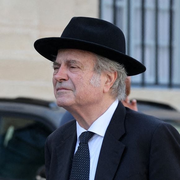 Franz-Olivier Giesbert - Arrivées aux obsèques de Philippe Labro en l'église de Saint-Germain-des-Prés à Paris le 13 juin 2025. © Dominique Jacovides - Christophe Clovis / Bestimage
