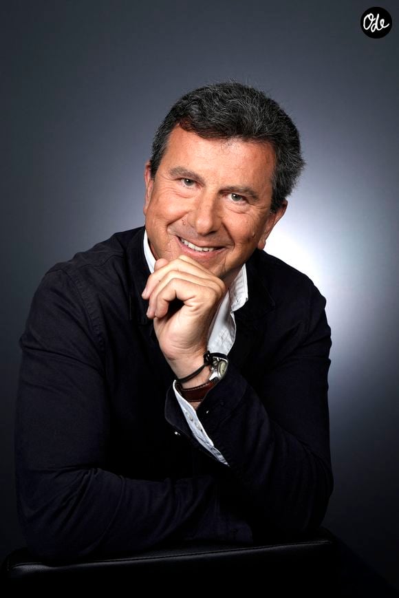 Il pratique régulièrement le yoga, une activité qu'il n'a jamais abandonnée, même pendant ses traitements.

Portrait de Pascal Bataille lors de l'enregistrement de l'émission "Chez Jordan" à Paris le 28 septembre 2022.

© Cédric Perrin / Bestimage