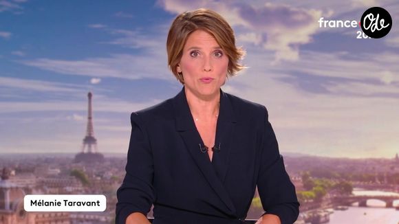 Mélanie Taravant assure son remplacement le temps de cette pause.

Capture d'écran du journal de 20 Heures sur France 2