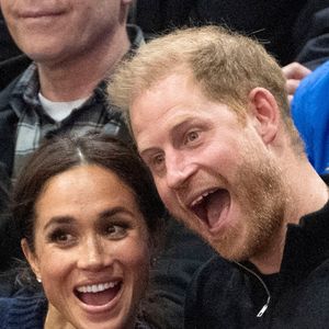 Le prince Harry, le duc de Sussex, Meghan la duchesse de Sussex assistent à une partie de basket-ball en fauteuil roulant au Centre des congrès de Vancouver pendant les Jeux Invictus 2025 à Vancouver, Canada, le 9 février 2025. Hussein Zak/Splash News/ABACA