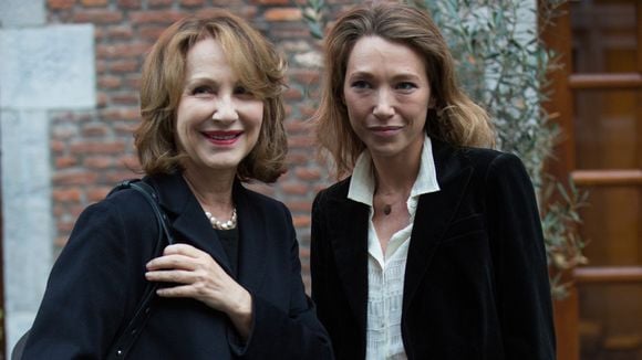 Nathalie Baye prise en charge, sa fille Laura Smet sort du silence et apporte une précision de taille