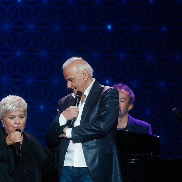 Exclusif - Mimie Mathy, Michel Fugain, Faustine Bollaert - Surprises - Enregistrement de l'émission "La Boîte à Secrets N°19" dans les studios de la Cité du Cinéma à Saint-Denis, présentée par F.Bollaert et diffusée le 3 janvier sur France 3
© Christophe Clovis / Bestimage