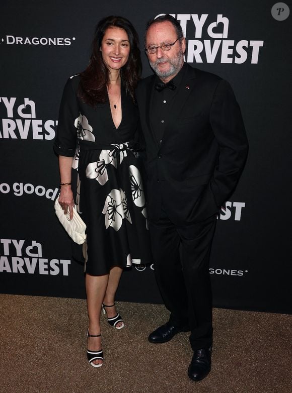 Jean Reno et Zofia Borucka assistent au Gala City Harvest au restaurant Cipriani à New York, NY le 22 avril 2025. Photo par Charles Guerin/ABACAPRESS.COM