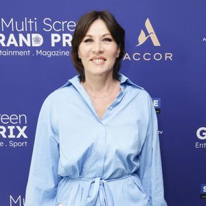 Mathilde Seigner - Première édition du Multi Screen Grand Prix : une célébration inédite de la création audiovisuelle française dans le cadre prestigieux du Pullman Paris Tour Eiffel sous la présidence de S. Martin (Directeur Général de l'ARPP : l'Autorité de Régulation Professionnelle de la Publicité et également Président de La Fabrique des Formats) et animée par E. Eméyé (journaliste et présentatrice). Paris le 12 juin 2025 - © Jack Tribeca / Bestimage