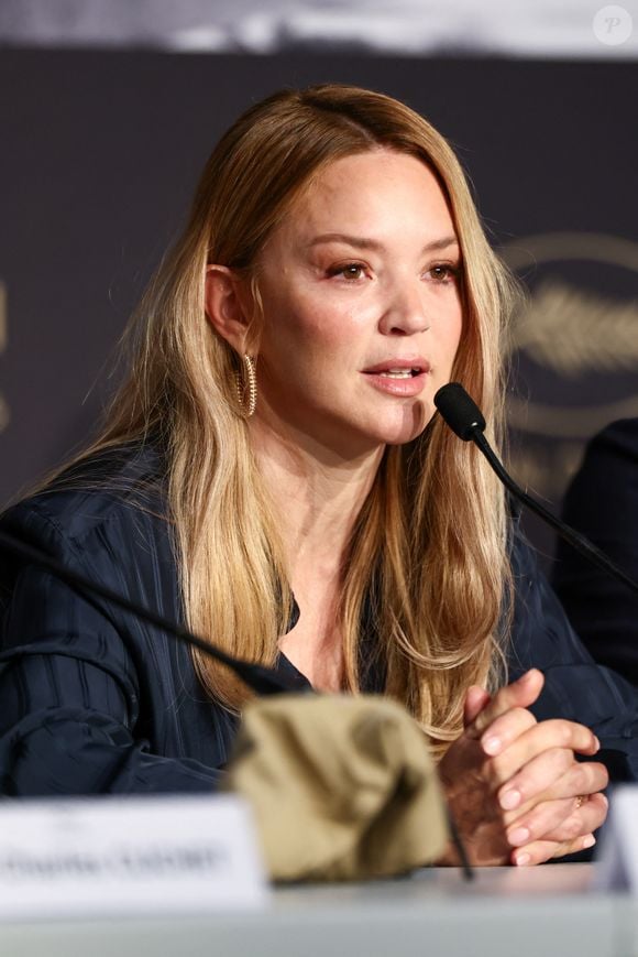 Virginie Efira lors de la conférence de presse du film "Soudain" (Sudden) lors du 79ème Festival International du Film de Cannes (12 - 23 mai 2026), le 16 mai 2026.
© Valentina Claret / Pool / Bestimage
