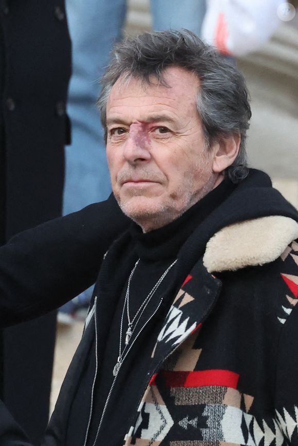 Jean-Luc Reichmann - Sorties de la cérémonie religieuse en hommage à Rolland Courbis dans l'église de la Madeleine à Paris, France, le 14 janvier 2026. © Jacovides-Moreau/Bestimage