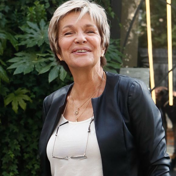 Véronique Jannot - Arrivées à l'enregistrement de l'émission "Vivement Dimanche" présentée par M. Drucker et qui sera diffusée le 15 octobre 2023 sur France 3, au studio Gabriel à Paris, France, le 3 octobre 2023. © Christophe Clovis/Bestimage