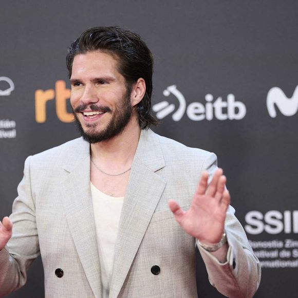 Les comédiens sont pourtant très discrets sur leur vie privée

François Civil a assisté au tapis rouge de 'Deux pianos / Two Pianos' lors du 73ème Festival International du Film de San Sebastian au Théâtre Kursaal le 20 septembre 2025 à Donostia / San Sebastian, Espagne. Photo by ABACAPRESS.COM