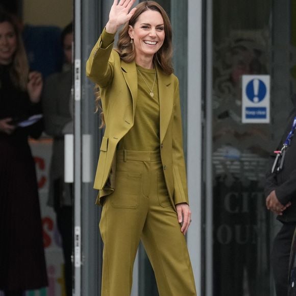 Kate Middleton Middleton, princesse de Galles, lors d'une visite à Home-Start à Oxford, le 9 octobre 2025. Home-Start UK se prépare à déployer une formation auprès de son réseau de 9 000 bénévoles sur la base de la série explicative du Centre for Early Childhood de la Royal Foundation. Photo par PA Photo/ Bestimage