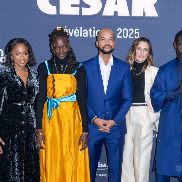 Simon Moutairou, Anna Diakhere Thiandoum, Maïmouna Doucouré, Ibrahima Mbaye, Nicolas Sawalo Cissé, Camille Cottin - Photocall de la soirée "Cesar Révélations 2025" au Trianon à Paris le 20 janvier 2025.

© Olivier Borde / Bestimage