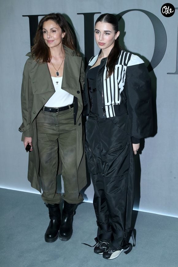 Nadia Farès et sa fille Shanna Leelee Chasman - Célébrités au Défilé de Mode Dior, Prêt-à-porter Automne / Hiver 2025-2026 dans le cadre de la Fashion Week de Paris, France, le 04 Mars 2025. © Bertrand Rindoff / Bestimage