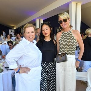 Exclusif - La cheffe Hélène Darroze, Laeticia Hallyday et sa fille Joy dans l'Espace VIP lors de la 9ème édition du "Longines Paris Eiffel Jumping" au Champ de Mars à Paris, France, le 25 juin 2023. © Perusseau-Veeren/Bestimage