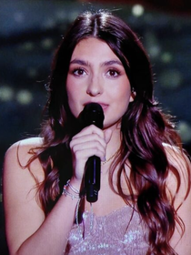 22 ans jour pour jour avant Ema, un autre élève de la Star Academy avait abandonné en plein prime : "J'avais atteint mes limites"