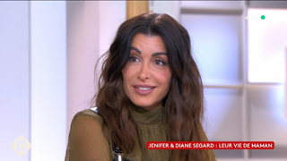 "Je n'aime pas décharger" : Jenifer maman investie pour ses 3 enfants, ses rares confidences dans C à Vous