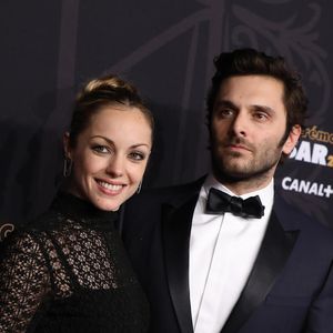 “Charlotte aime le vin, comme moi. Elle danse dix heures par jour, et ce n’est ni interdit ni mauvais pour elle de se détendre le soir avec un verre de rouge”, explique-t-il 

Pio Marmai et sa compagne Charlotte Ranson - Photocall de la 44ème cérémonie des César à la salle Pleyel à Paris. Le 22 février 2019
© Borde-Jacovides / Bestimage