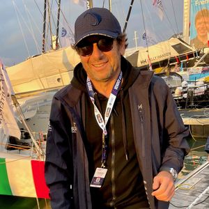 Patrick Bruel - People au Vendée Globe 2024 aux Sables d'Olonne le 9 novembre 2024. © Fabien Faure / Bestimage