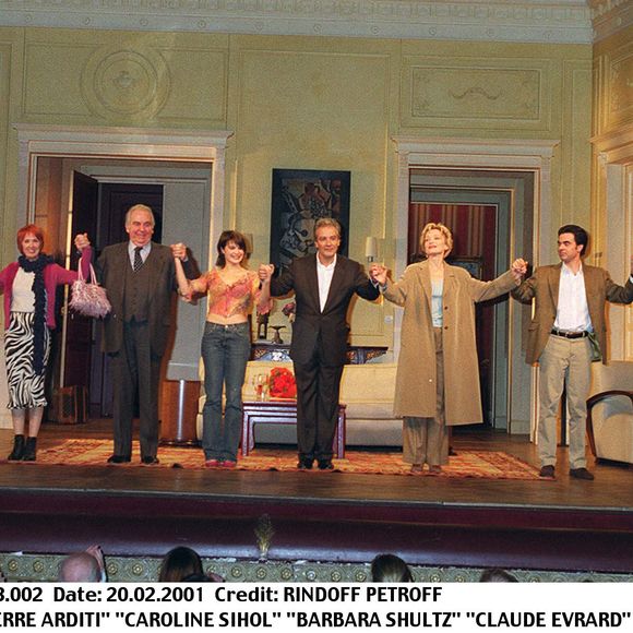 Une actrice qui a joué dans le cultissime film de Philippe de Broca, "Le magnifique", est décédée.

Pierre Arditi, Caroline Sihol, Barbara Shultz, Claude Evrard, Monique Tarbes, Marie-France Santon, Catherine Blanchard, Olivier Belmont dans "Joyeuses Pâques" au Théâtre des variétés.

BERTRAND RINDOFF PETROFF / BESTIMAGE