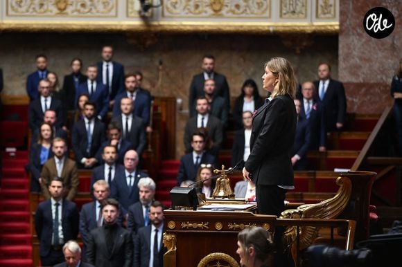 Les signataires réclament un hommage national et l'observation d'une minute de silence à l'Assemblée nationale.

Les députés observent une minute de silence à la mémoire de Pengo Bossio Wangi, 26 ans, tué dans l’attentat commis à Trappes.

© Lionel Urman / Bestimage