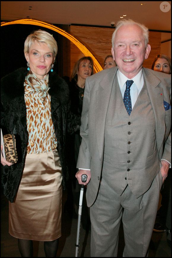 Christina Kragh Michelse affirme prendre bien soin de son compagnon au quotidien.

Christina Kragh Michelsen et Jean-Claude Guerlain lors de la soirée pour l'inauguration de la boutique "Fendi". © RINDOFF-BORDE / BESTIMAGE