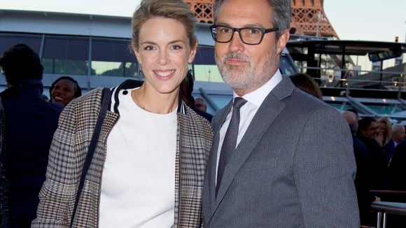 "C'est très vert, très calme, très civilisé" : Julie Andrieu a quitté Paris pour une ville des Yvelines, où elle vit avec son mari et leurs deux enfants