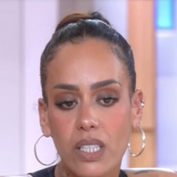 Amel Bent dans l'émission "C à Vous", 28 février 2026 France 5