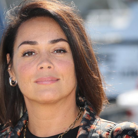 Lola Dewaere au photocall de la série "Le souffle du dragon" lors de la 24ème édition du Festival de la Fiction TV de La Rochelle, France, le 17 septembre 2022. © Patrick bernard/Bestimage