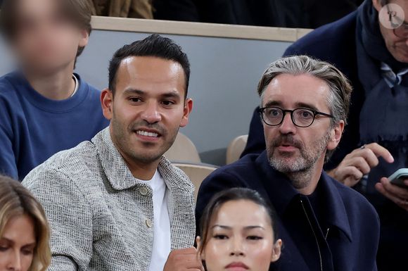 Mohamed Bouhafsi, Pierre-Antoine Capton dans les tribunes lors des Internationaux de France de Tennis de Roland Garros 2025, à Paris, France, le 4 juin 2025. © Jacovides-Moreau/Bestimage