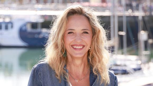 Hélène de Fougerolles : Sa fille Shanna a fréquenté une école spéciale, adaptée à ses particularités