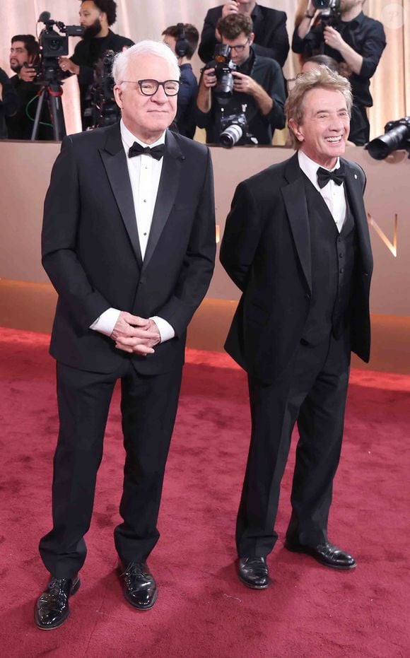 En raison de cette tragédie, Martin Short a reporté plusieurs spectacles prévus avec Steve Martin, dont une représentation à Milwaukee.

Martin Short et Steve Martin à la 83ème cérémonie des Golden Globe au Beverly Hilton le 11 janvier 2026 à Beverly Hills, Californie.

Photo Press Service / BESTIMAGE