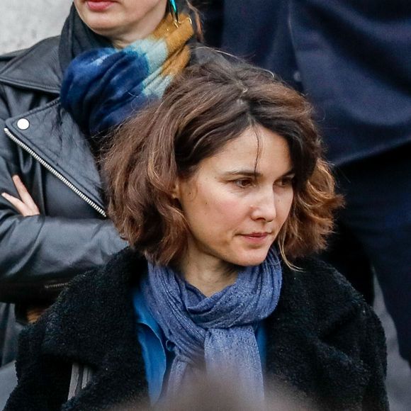 Une situation qu'a bien connue une autre personnalité, à savoir Eglantine Eméyé.

Églantine Éméyé - Obsèques de Sébastien Demorand à la Coupole du crématorium du cimetière du Père-Lachaise à Paris, France, le 31 janvier 2020.
