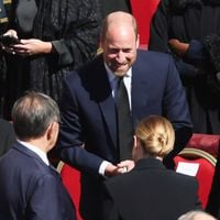 Le prince William, sans Kate, a-t-il commis un impair lors de la cérémonie du Pape ?