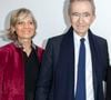Elle affirme avec force qu'il n'existe qu'une seule et unique famille Arnault, unie malgré les spéculations.

Hélène Mercier et son mari Bernard Arnault - Backstage du défilé de mode prêt-à-porter automne-hiver 2020/2021 "Dior" à Paris. Le 25 février 2020
© Olivier Borde / Bestimage