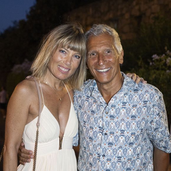 Nagui et sa femme Mélanie Page lors de la Représentation de la pièce de théâtre "Les liaisons dangereuses" au Théâtre de Verdure lors du 41ème Festival de Ramatuelle le 7 août 2025. 
© Cyril Bruneau / Festival de Ramatuelle / Bestimage
