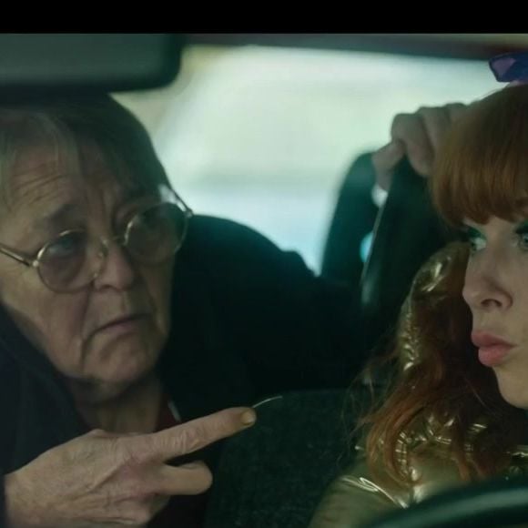 "On voulait que ça se finisse bien. Il fallait que nous nous détachions de ce que les gens attendaient pour créer la fin que nous avions vraiment envie d’écrire avec Julien Anscutter, mon co-auteur", a expliqué Alice Chegaray-Breugnot. 

Audrey Fleurot dans "HPI"