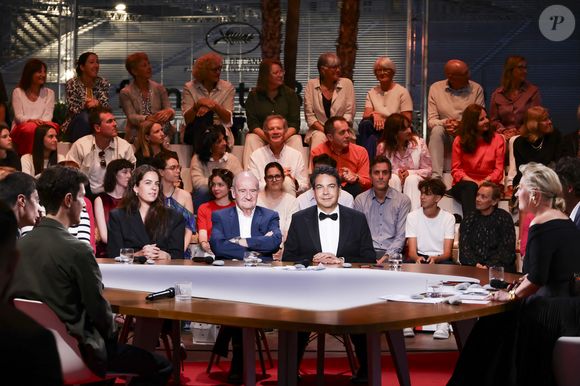 Exclusif - Anouchka Delon, Pierre Lescure, Patrick Cohen - Plateau de l'émission "C à vous" lors du 78ème Festival International du Film de Cannes le 15 mai 2025.  © Jack Tribeca / Bestimage