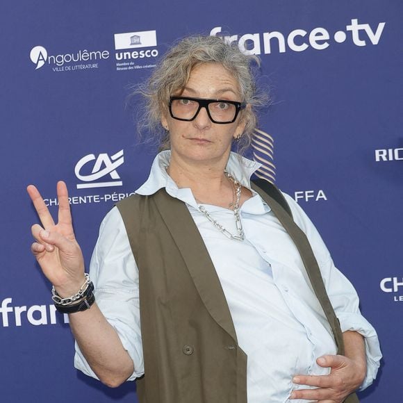 Corinne Masiero au photocall de la soirée (Tapis bleu) lors de la 19ème édition du festival du film francophone d'Angoulême le 25 août 2026. © Coadic Guirec / Bestimage