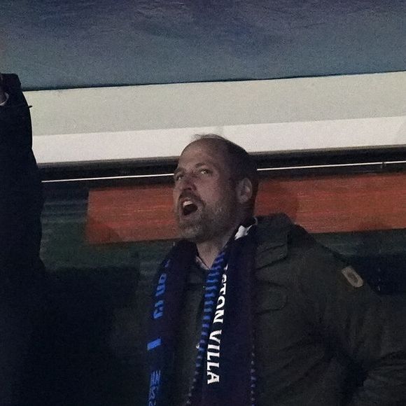 Le prince William était déchaîné
Le Prince de Galles dans les tribunes lors du match retour des huitièmes de finale de l'UEFA Champions League à Villa Park, Birmingham.. Aston Villa - Club Brugge - UEFA Champions League - Huitièmes de finale - Match retour - Villa Park Birmingham Nick Potts/PA Wire.