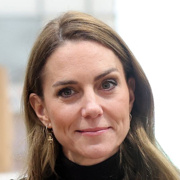 La princesse de Galles déguste du cidre lors d'une visite à Long Meadow Cider à Portadown, Co Armagh, une exploitation familiale qui a évolué d'un producteur de pommes traditionnel à un producteur de cidres, jus et vinaigres artisanaux primés.mardi 14 octobre 2025. Photo by Chris Jackson/PA Wire/ABACAPRESS.COM